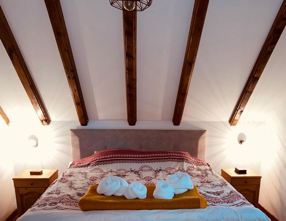 Lovcen Holiday Home Cetinje Bagian luar foto