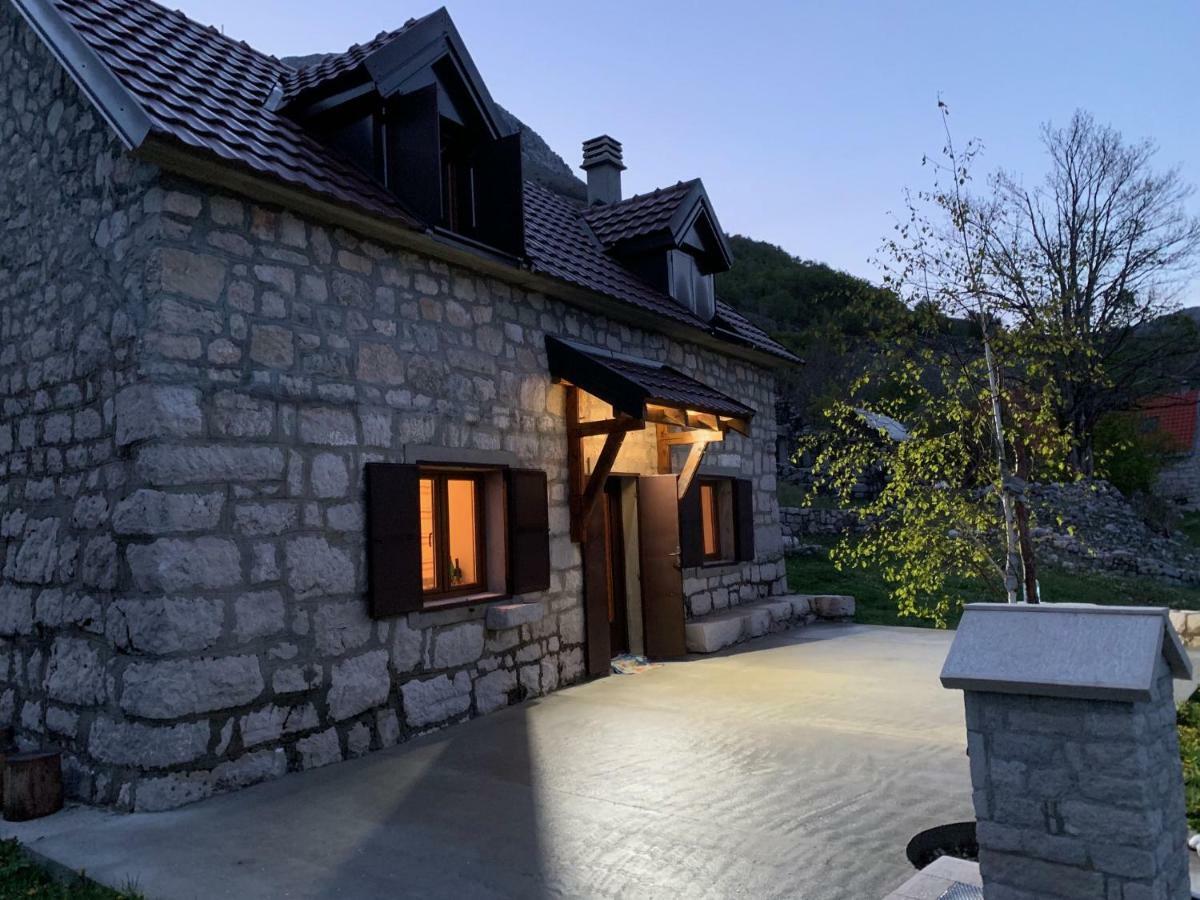 Lovcen Holiday Home Cetinje Bagian luar foto